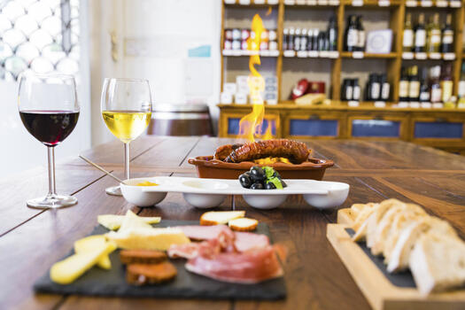 Private Tour - Food & Wine Walk