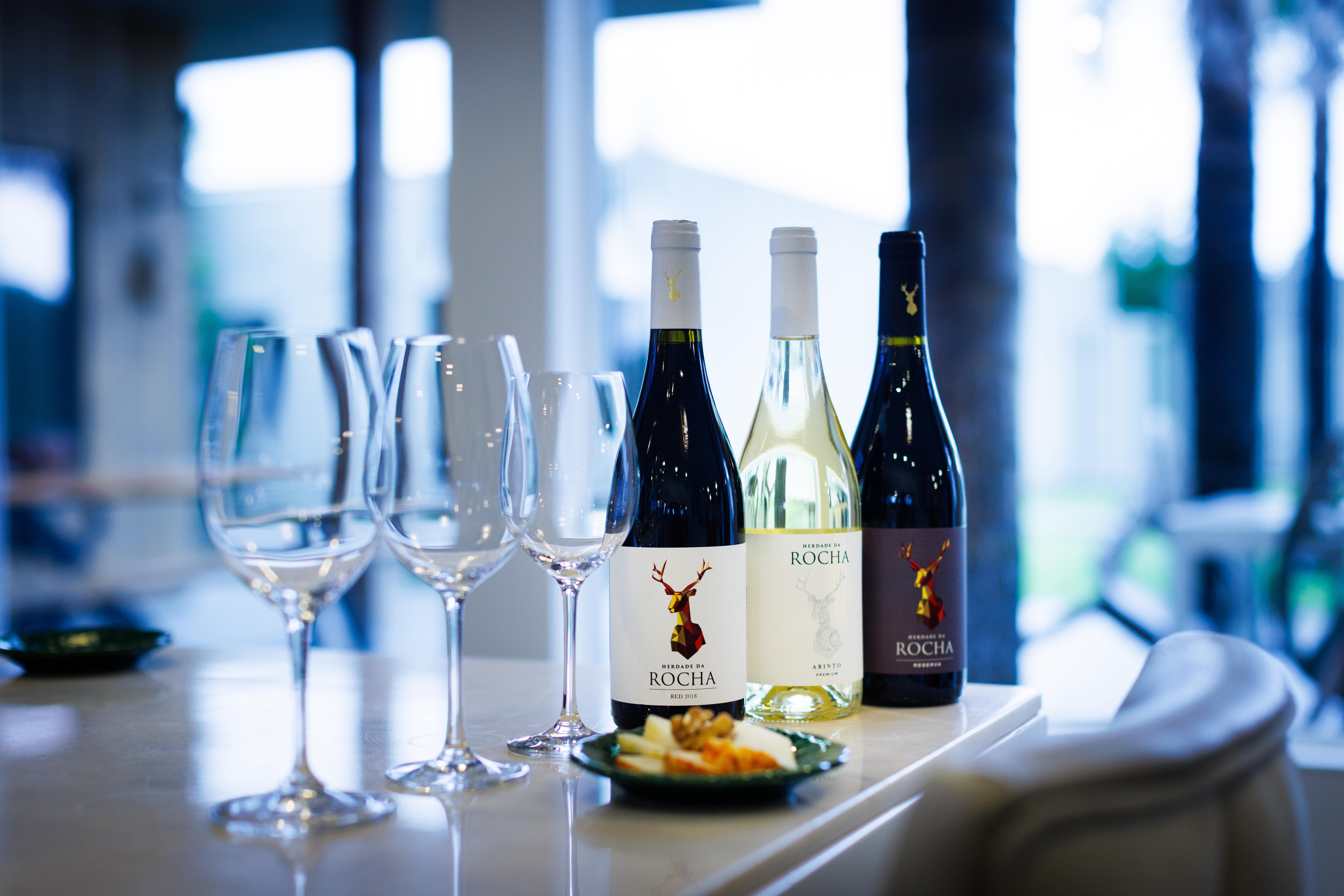 Herdade da Rocha - Visit & Wine Tasting