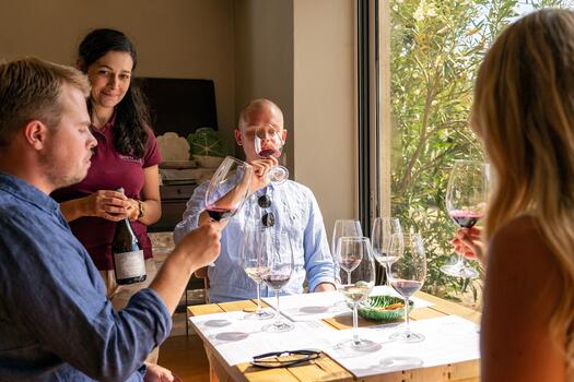 Quinta Nova – Vinhos & Tapas no Patamar