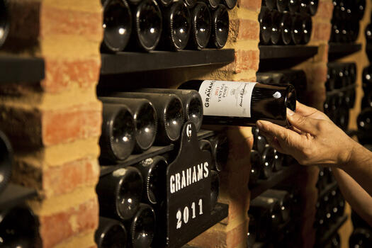 Caves Graham’s – Visita & Prova The Lodge
