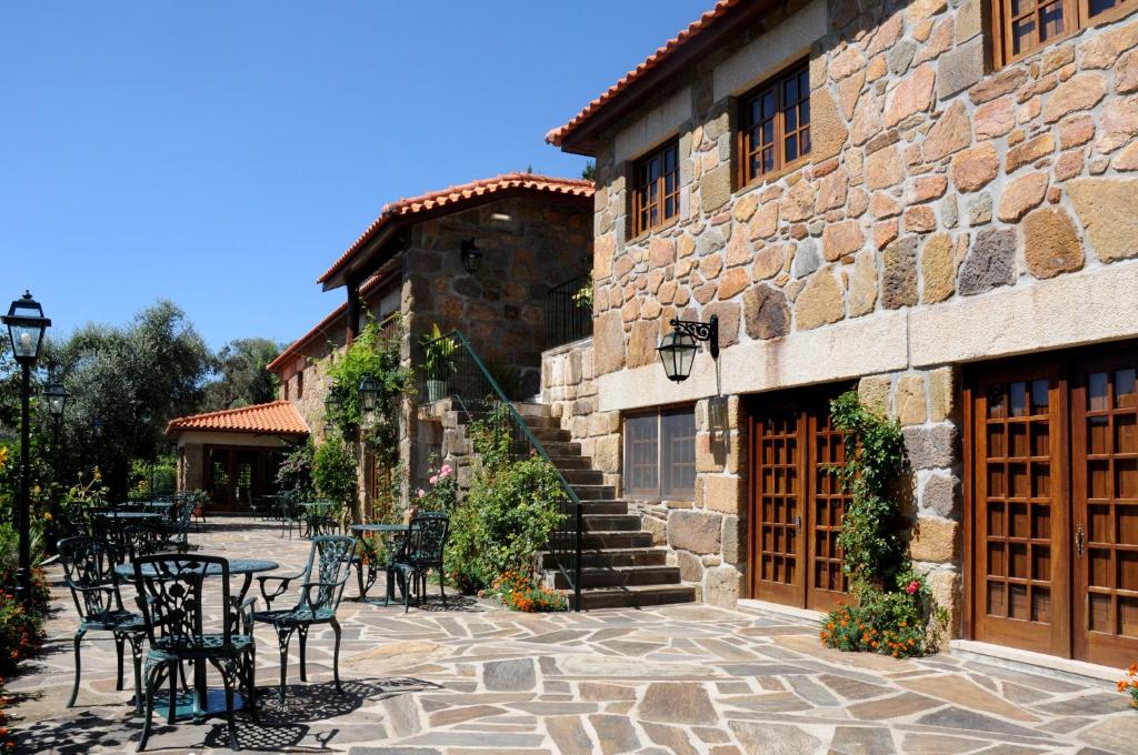 Quinta das Escomoeiras – Visita & Cata de Vinos – Celorico de Basto, Vinhos Verdes