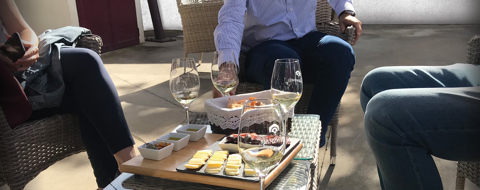 Manzwine - Visit, Tasting & Tapas