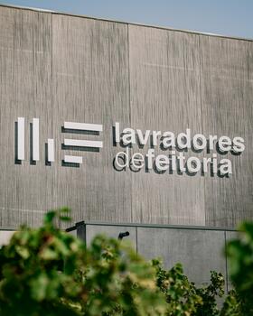 Lavradores de Feitoria – Visita & Prova Identidade