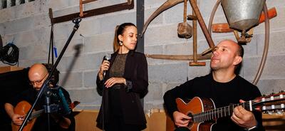 Casa do JOA - Cena con Fado en Adega