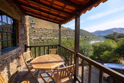 Quinta de S. José – Visita & Almoço Regional